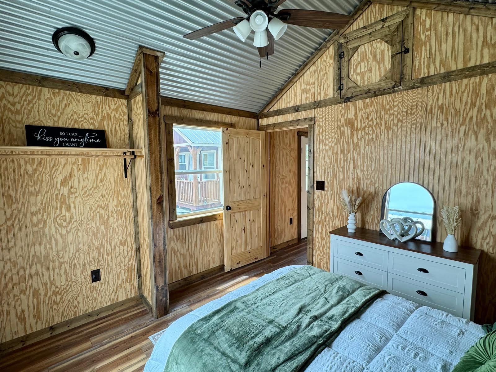 12x32 - 1bed-1bath Efficiency Cabin Model (384 sq.ft) - Image 8